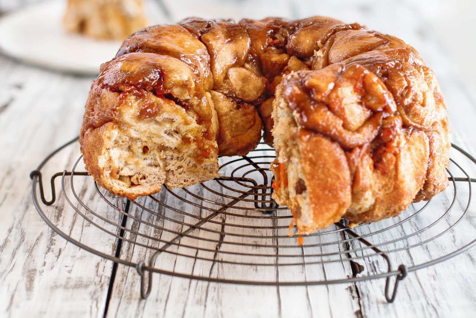 Maple Monkey Bread with Pecans – Richards Maple Products